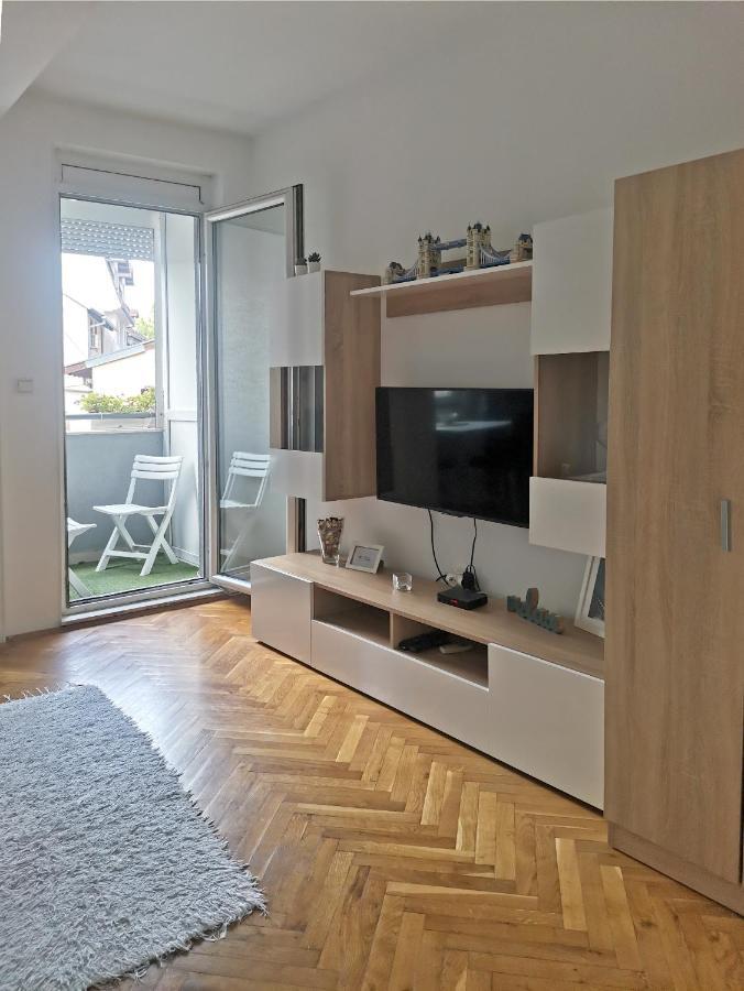 Center Apartment Iva Νόβι Σαντ Εξωτερικό φωτογραφία